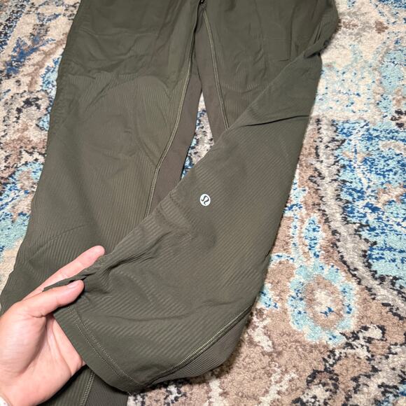 Lululemon Dance Studio Crop 4 - Picture 3 of 9